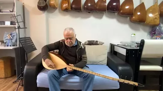 Antalya’nın Bağlama Ustası Ali Doğan: 50 Yıllık Tutku ve Eserler