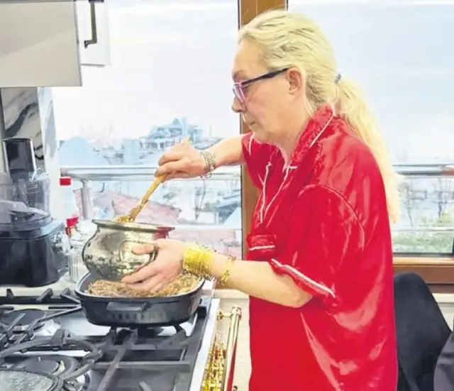 Kayıp bileziklerin detaylı fotoğrafı