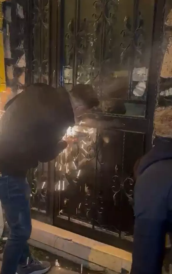 Operasyon sırasında polis ekipleri