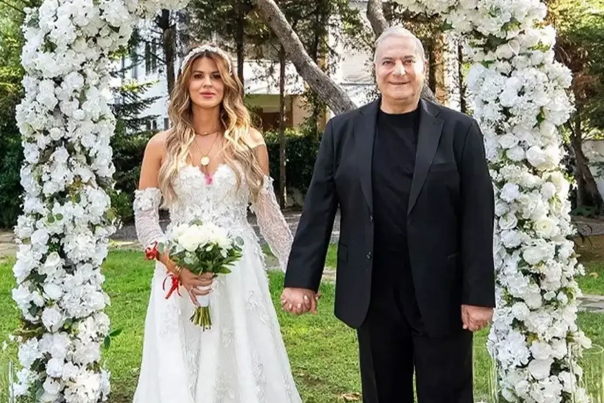 Mehmet Ali Erbil ve Gülseren Ceylan Boşanma Dedikodularını Geride Bıraktı