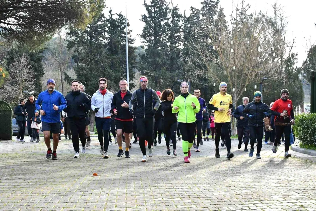 Balıkesir'de Sağlıklı Yaşam Rüzgarı: Halk Koşusu ve Bisiklet Sürüşü Bir Arada