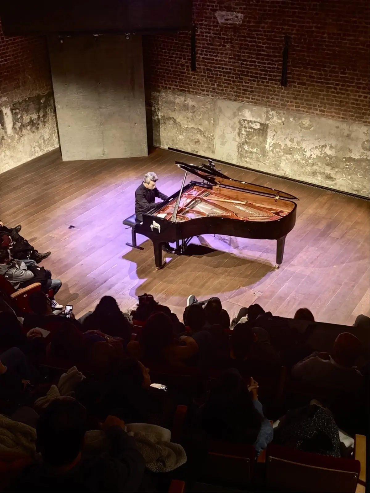 Dengin Ceyhan’ın “Echoes of Anatolia” ile 9 Ülkede Anadolu Müziği Şöleni