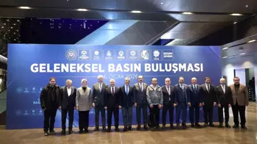 Etkinlik salonunda basın mensupları