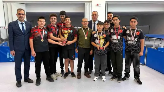 Masa Tenisi Maçından Bir An