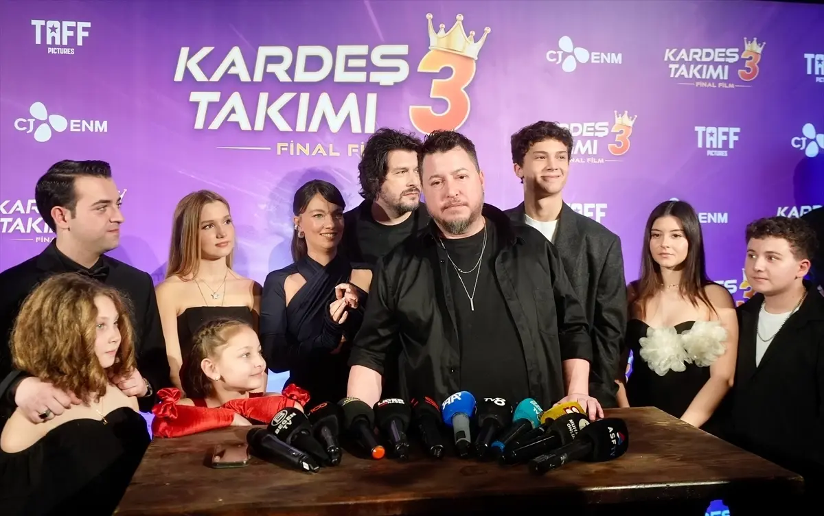 Kanyon AVM'de Kardeş Takımı 3 Galası Coşkusuyla Taştı