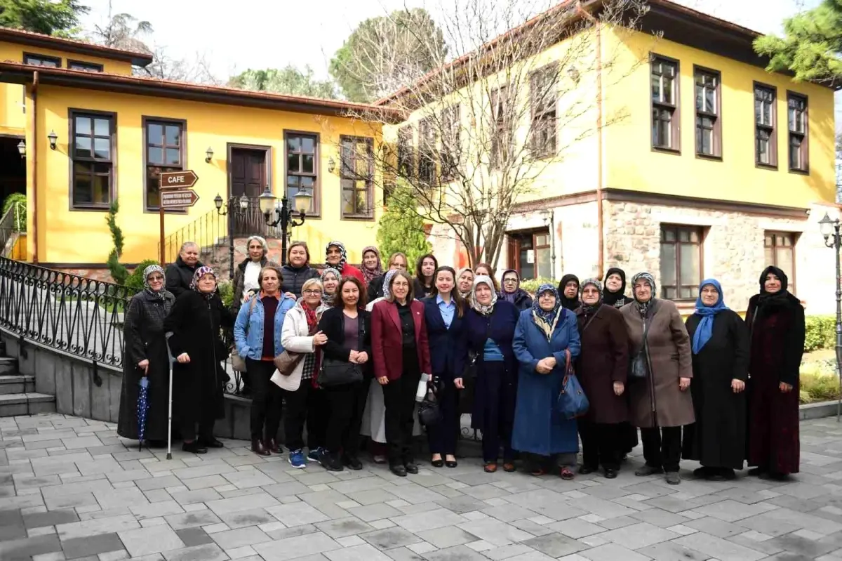 İnegöl Sahnesinde Renkli Tiyatro Şöleni: 5 Gün Boyunca 10 Oyun Sahne Alıyor
