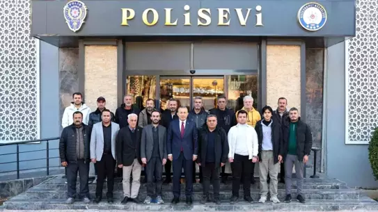 Kilis Valisi Tahir Şahin'den Çalışan Gazeteciler Günü'nde Sıcak Kutlama