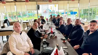 Etkinlikteki gazetecilerin bir arada olduğu anın fotoğrafı