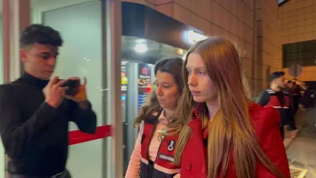 Aleyna Tilki laboratuvar görüntüsü