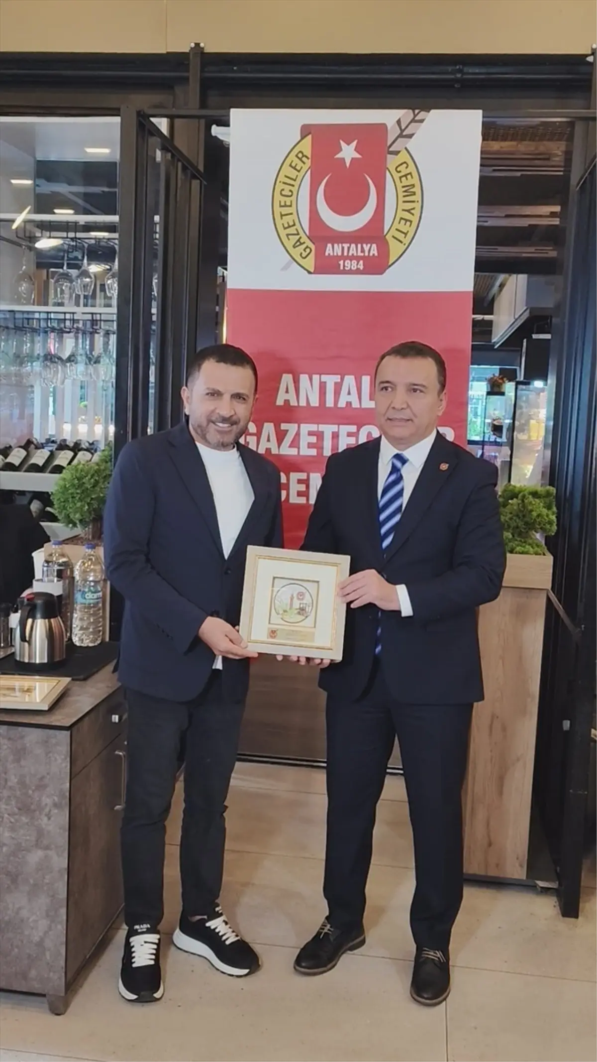 Antalya’da AGC’den Çalışan Gazeteciler İçin Kahvaltı Etkinliği