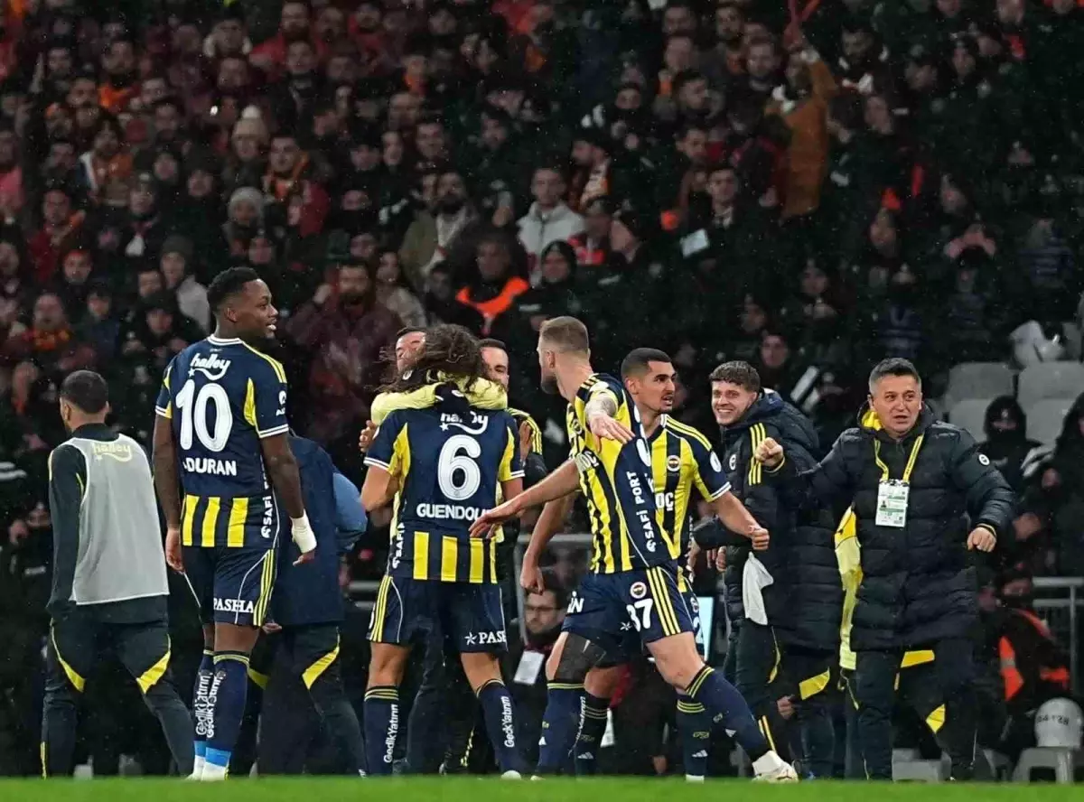 Fenerbahçe, Süper Kupa’da Galatasaray'ı 2-0 Mağlup Ederek Dördüncü Şampiyonluğunu Aldı