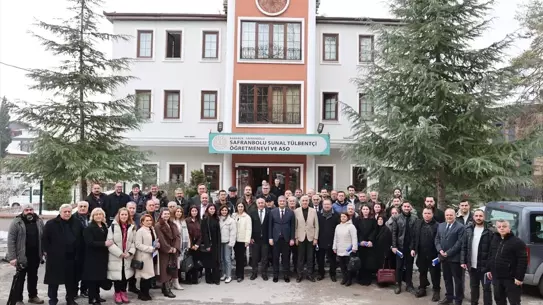 Etkinlikte Vali Yavuz ile gazeteciler