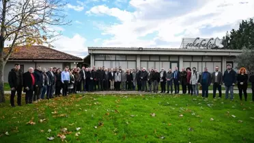 Etkinlikte Vali Aktaş ve gazeteciler