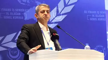 Ahmet Eroğlu konuşma yaparken