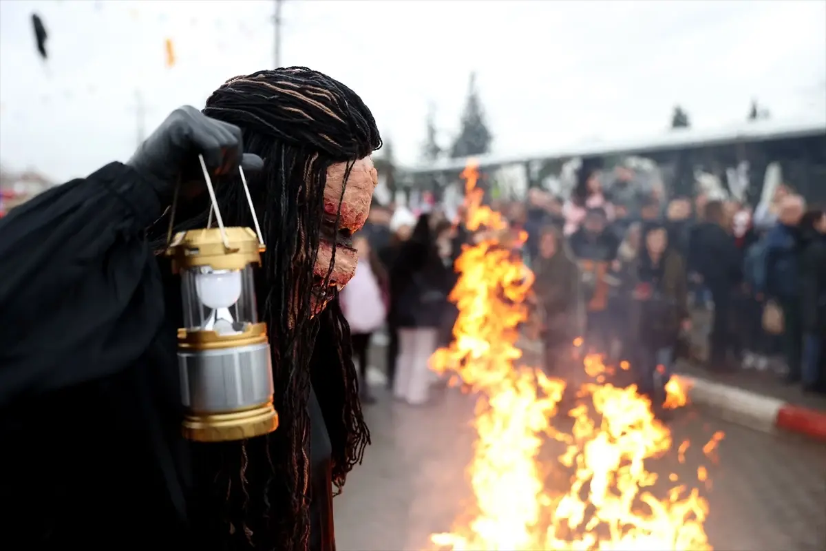 Babaeski'de Koleda Renkli Kutlaması Coşkuyla Başladı