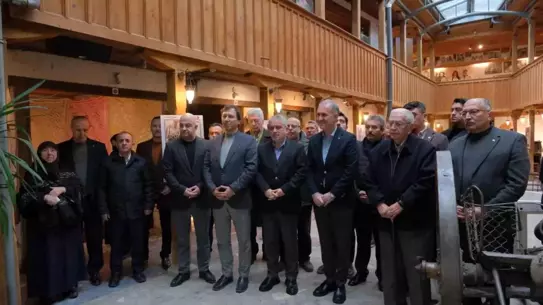 Zarafetin Mirası sergisinden bir eser