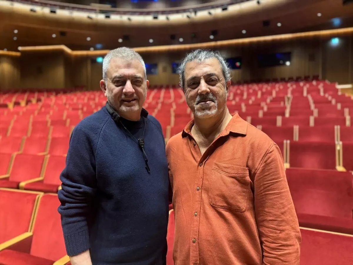 Üç Efsane Şarkıcıdan Nostaljik Konser AKM'de Buluştu