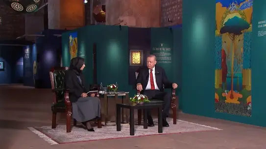 Sergide sergilenen hat ve tezhib örnekleri