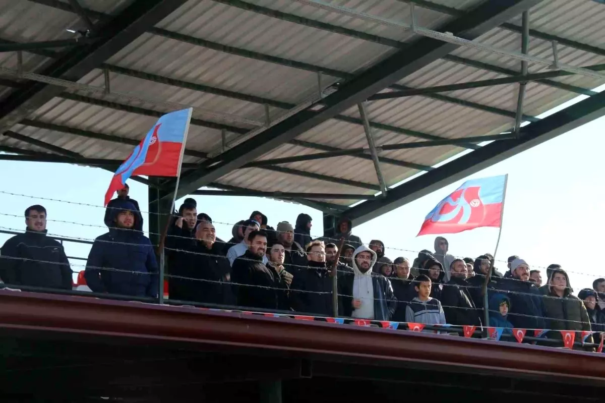 Aksaray Eskil'de 40 Yıllık Köyler Arası Futbol Turnuvası Coşkuyla Devam Ediyor
