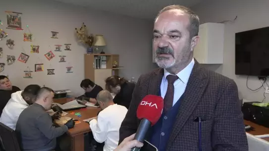 Müzik terapisi seansı sırasında kullanılan enstrümanlar