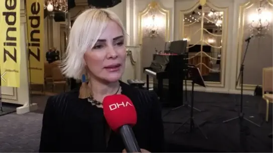 Konserde sahne performansı