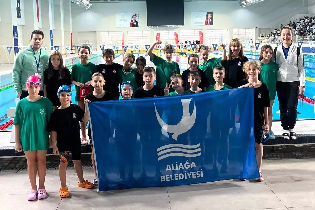 AGM Spor Kulübü, İzmir Yüzme Şenliklerinde Parladı