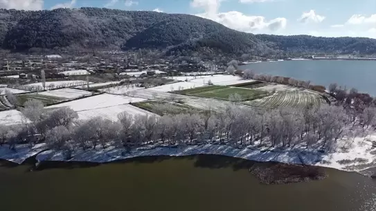 İzmir yüksek kesimlerinde kar etkisi