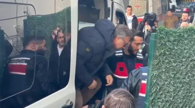 Gözaltındaki Oktay Kaynarca