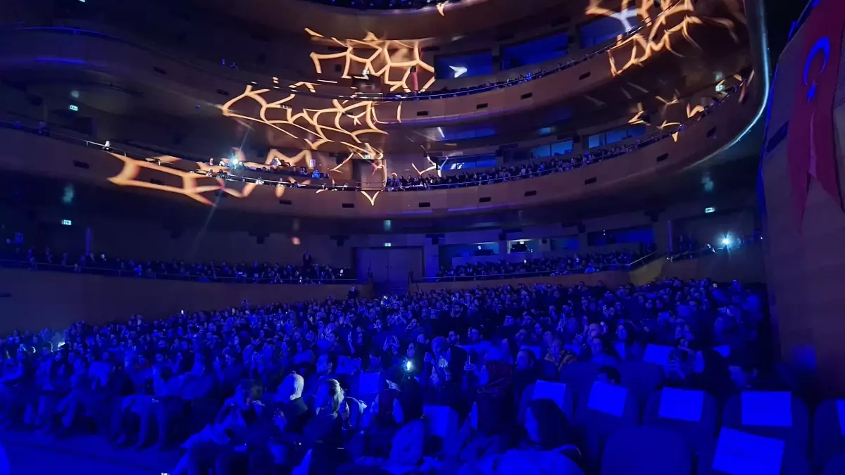 Le Trio Joubran'ın Bursa’da Büyüleyici Ud Performansı