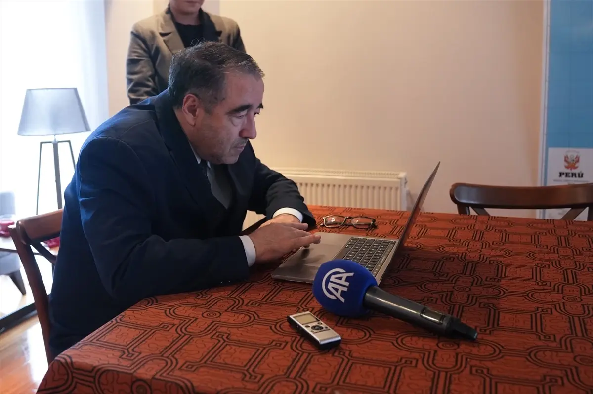 Peru Büyükelçisi Cesar Augusto de Las Casas, Anadolu Ajansı’nın Yılın Kareleri Yarışmasına Katıldı