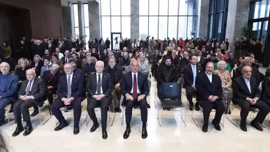 Şevki Efendi Mushaf'ının iç sayfalarından bir görüntü