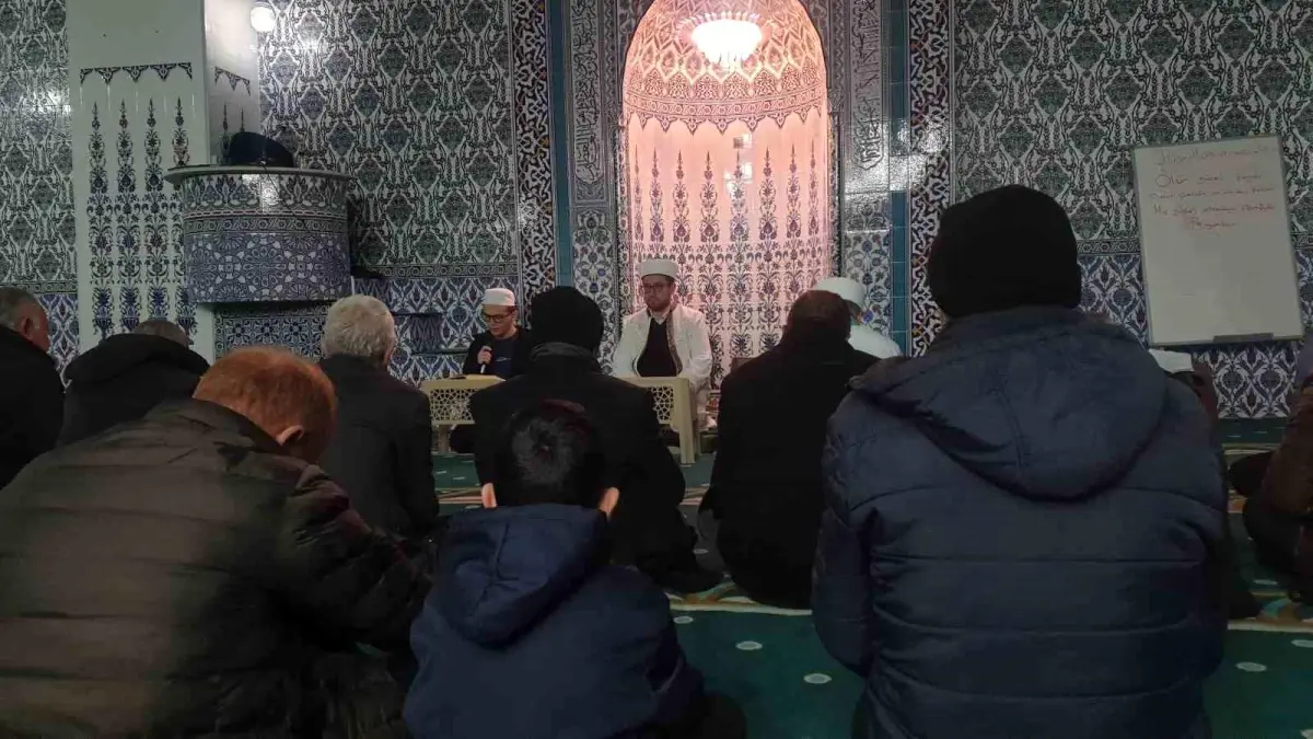 Başkale’de Miraç Kandili Coşkusu ve İbadet Şöleni