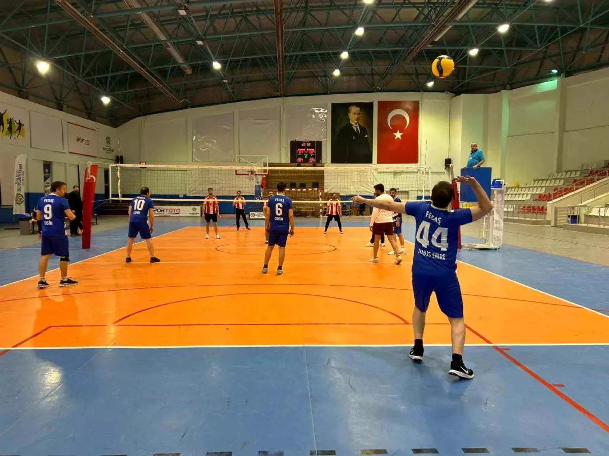 Malatya’da 2. Kurumlar Arası Voleybol Turnuvası Heyecanla Başladı