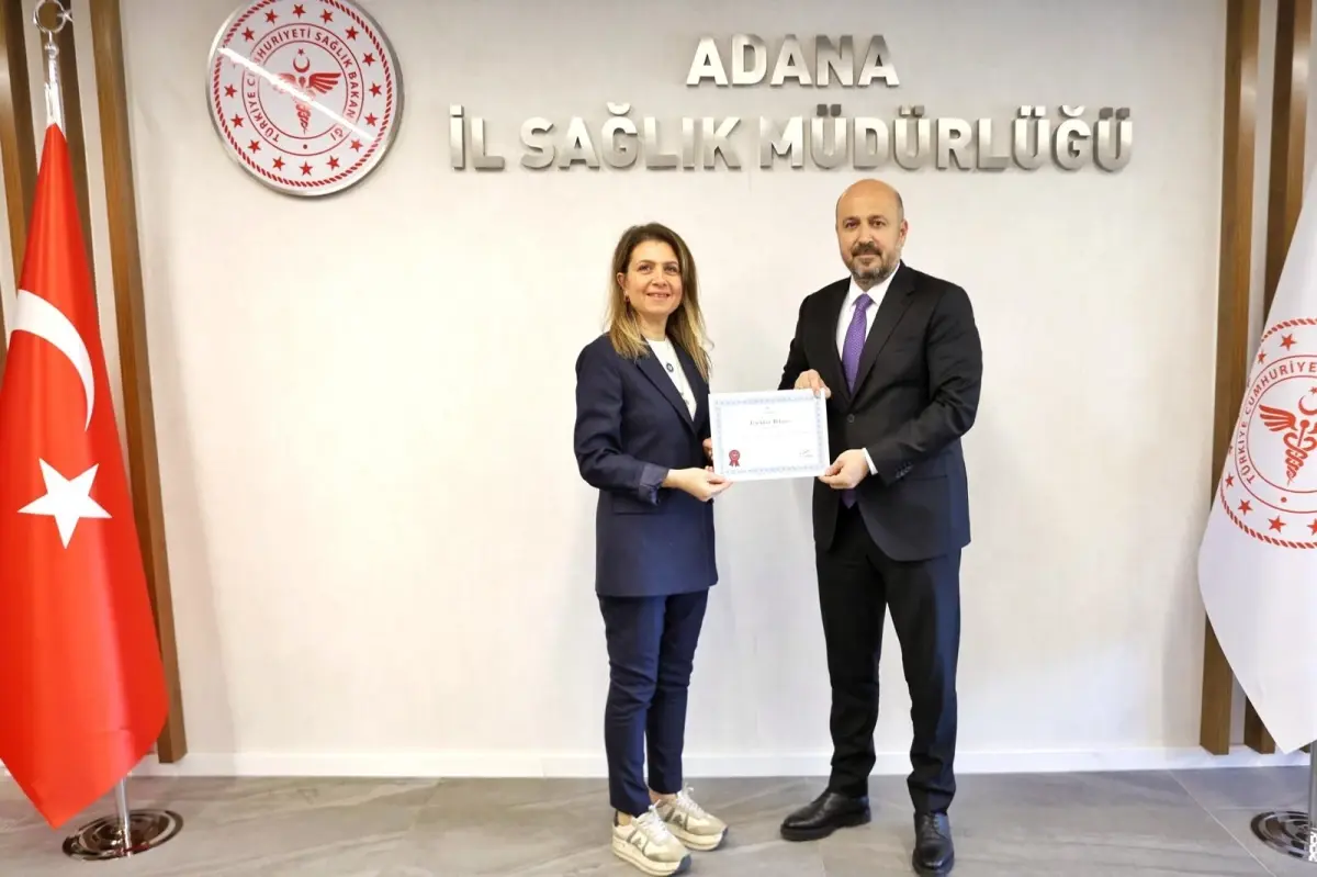 Adana’da Yatalak Hastanın Tavan Üstü Film Gösterimi Hayali Gerçek Oldu