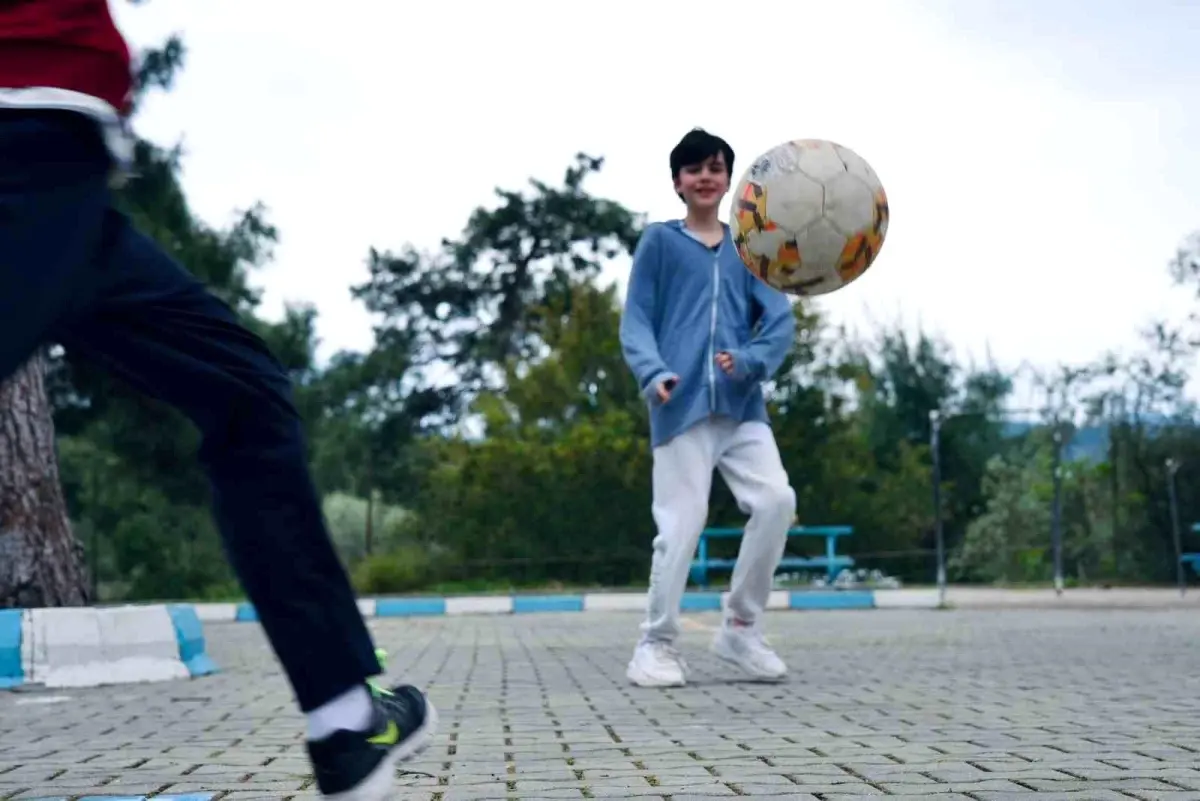 Genç Yetenek Mustafa Konak, 'Yerçekimi' ile Berlinale'de Sahne Alıyor