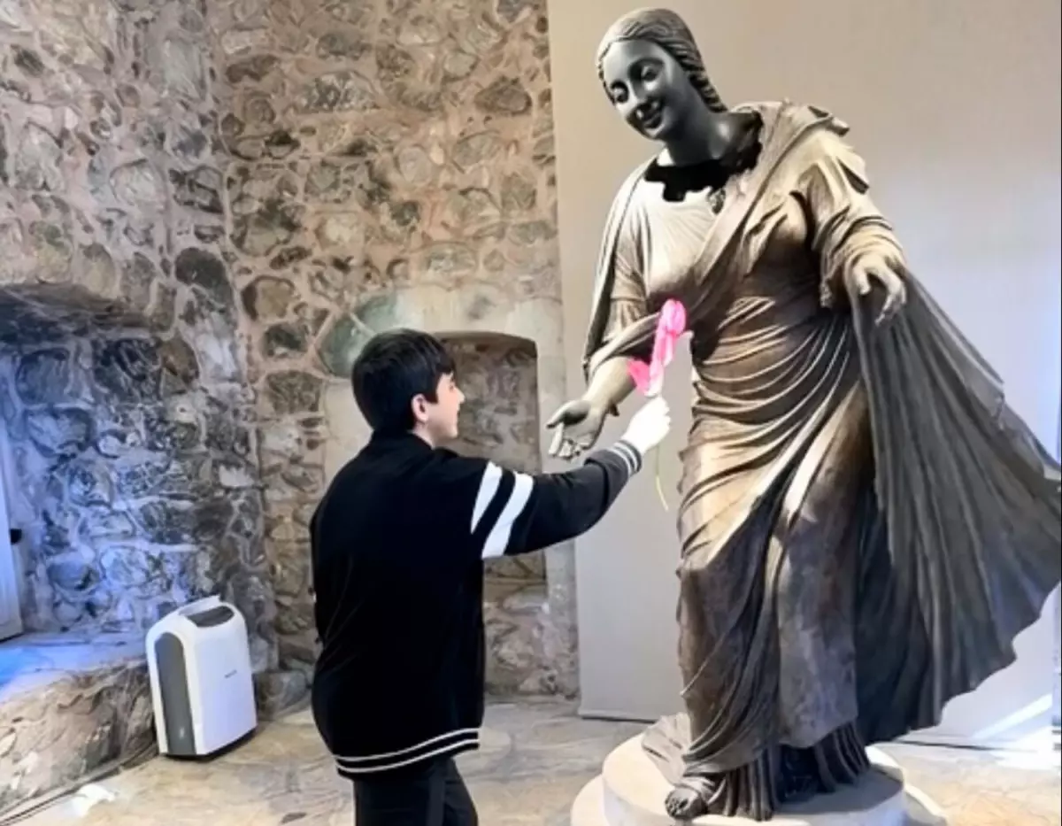 Marmaris’teki Öğrenciler, TeknoAntik Projesiyle Antik Eserleri Dijital Hayata Taşıdı