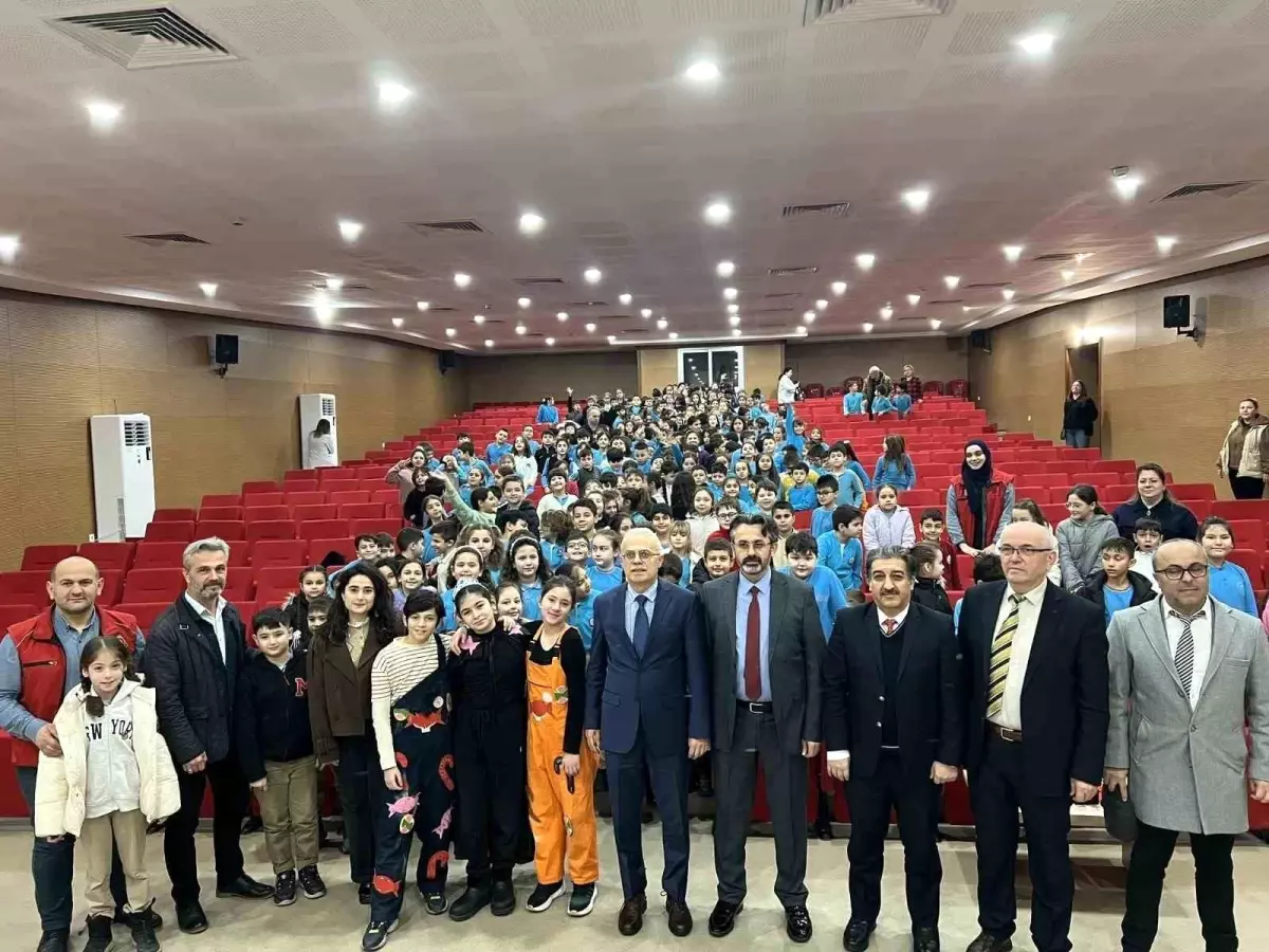 Düzce’de İlkokul Çocuklarına Özel Tiyatro Atölyesi