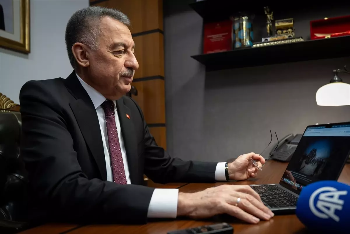 TBMM Dışişleri Komisyonu Başkanı Fuat Oktay, Yılın Kareleri Oylamasına Katıldı