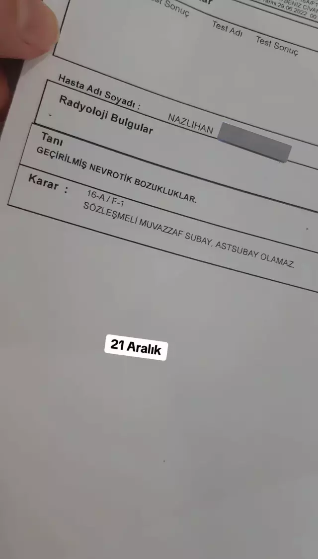 Kadının sosyal medya paylaşımı