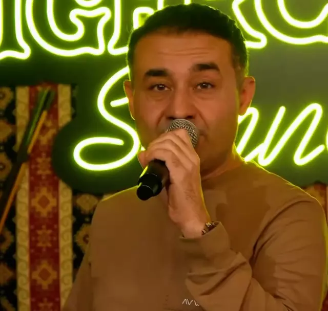 Konser sonrası kalabalık