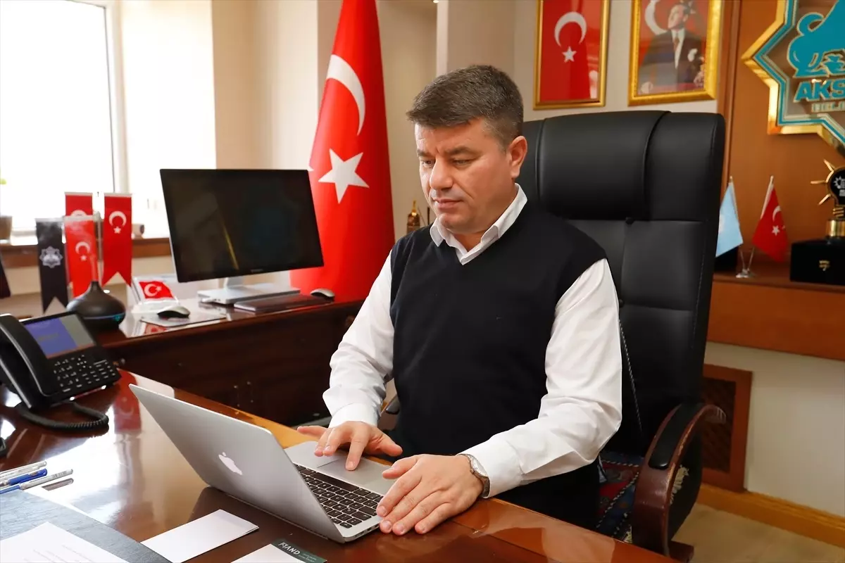 Aksaray Belediye Başkanı Dinçer, AA’nın 2025 Yılın Kareleri Seçiminde Öne Çıktı