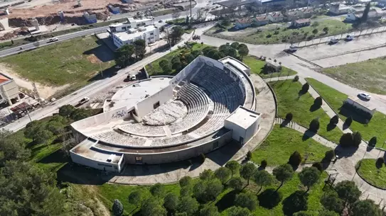 Muğla’da Prof. Dr. Şadan Gökovalı Açık Hava Tiyatrosu Yenileniyor