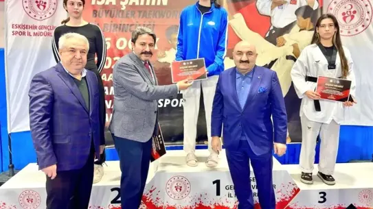 Eskişehir Büyükler Taekwondo İl Şampiyonası Coşku Dolu Anlara Sahne Oldu