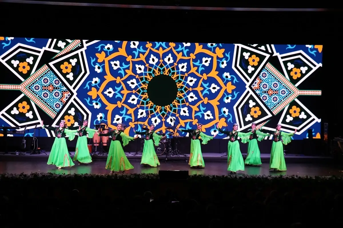 AK Parti Genel Başkan Yardımcısı Kürşad Zorlu, Türk Dünyası Buluşması'nda Ortak Kader Mesajı Verdi