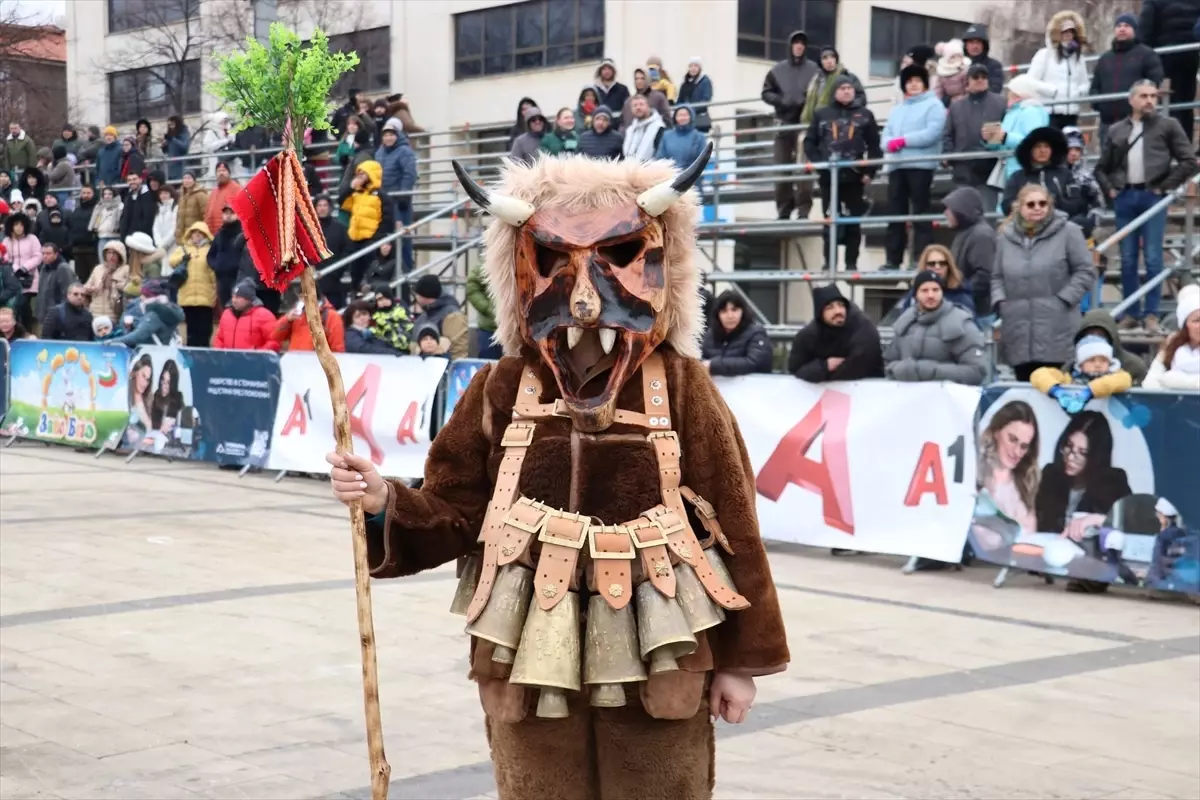 Pernik'te UNESCO Destekli Surva Festivali 60. Yılını Coşkuyla Kutladı