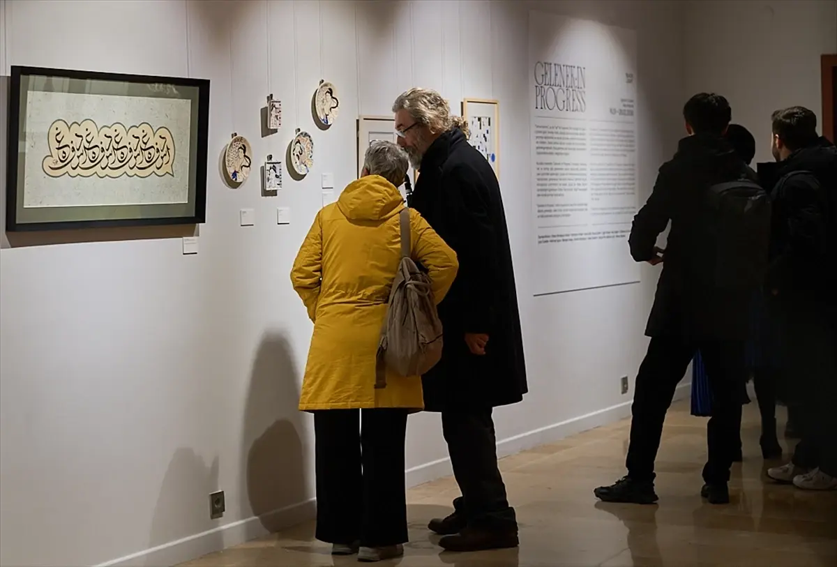 Karaköy’de Black Light Gallery’den “Gelenek: In Progress” Sergisi Açıldı