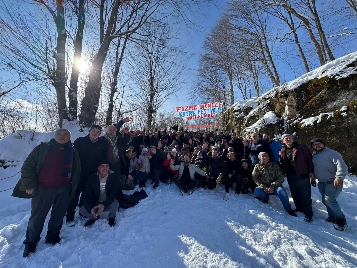 Kumru’da Renkli Zincir Kayak Şenliği 150 Katılımcıyı Büyüledi