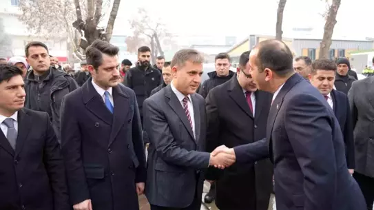 Iğdır Valiliği'ne Yeni Dönem: Mustafa Fırat Taşolar Görevine Başladı