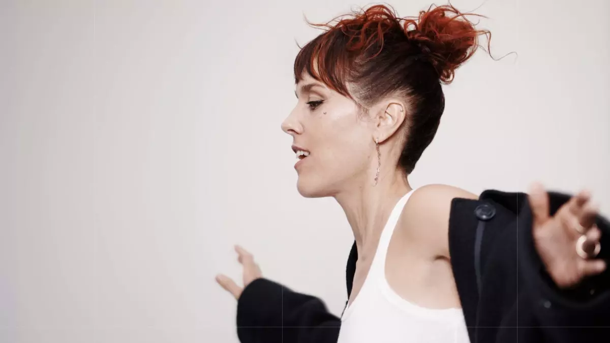 Fransız Şarkıcı Zaz, 16 Haziran’da Harbiye’de Büyüleyici Konser Veriyor