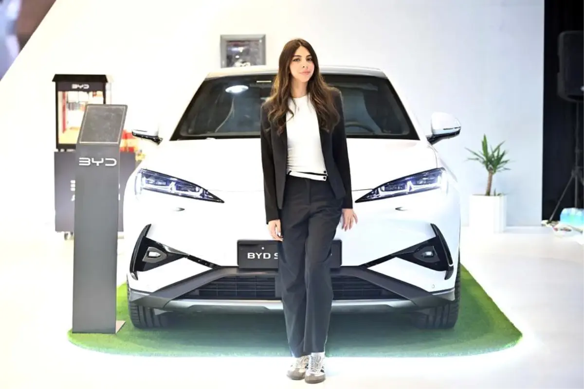 Kuveyt otomobil fuarında Çinli markaların elektrikli araç standı